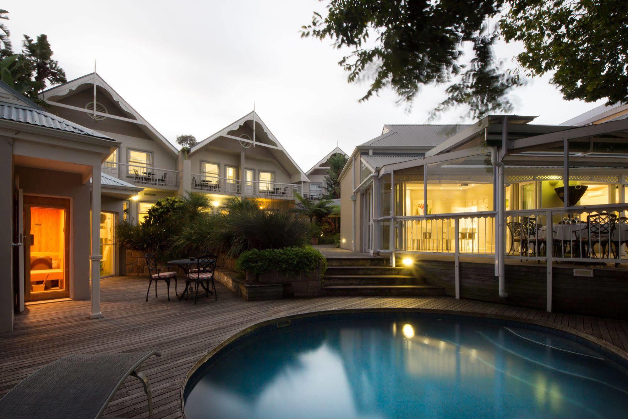 Quarry Lake Inn East London Exterior foto